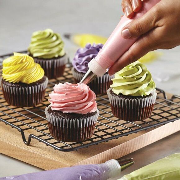 Cake Boss Piping 12" Bags Roll 50 count Frosting Icing Decorating Disposable - Picture 2 of 4